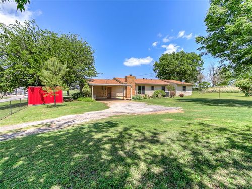 21891 N 2855 Rd, Kingfisher, OK, 73750-7076 | Card Image