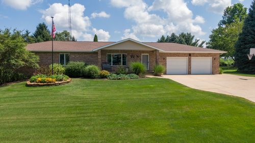 885 Bernie Blvd, Chesterton, IN, 46304-9455 | Card Image
