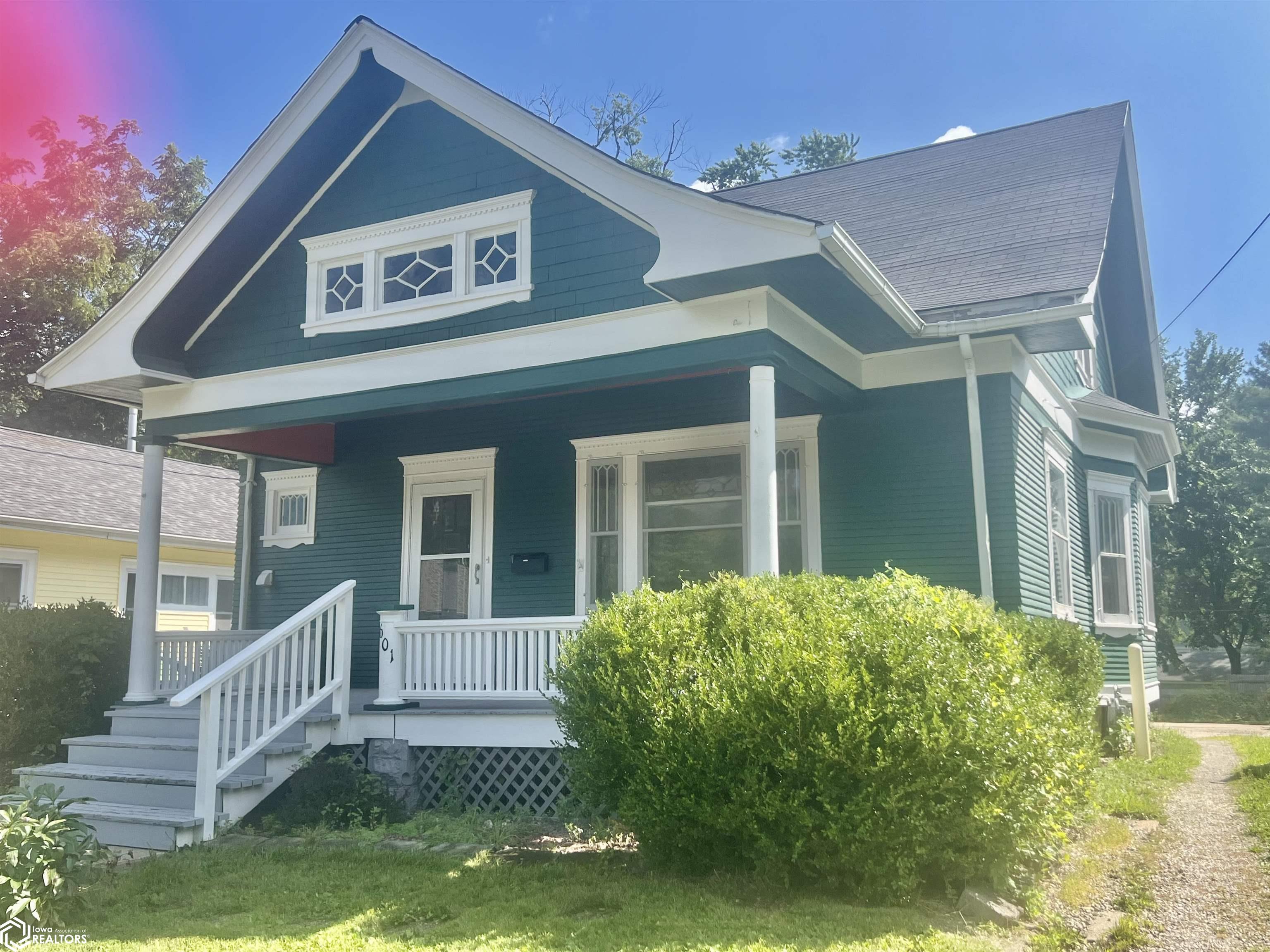 2nd St, Fairfield, IA 52556