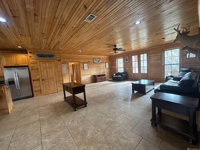 902 Osage Trl, Townhouse with 4 bedrooms, 3 bathrooms and null parking in Jena LA | Image 6