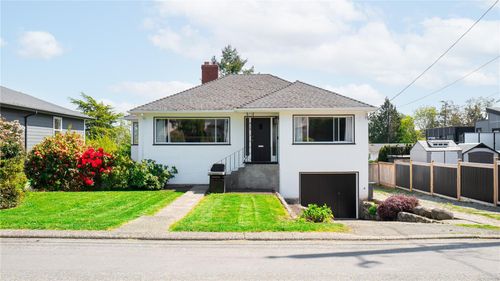903 Shirley Rd, Esquimalt, BC, V9A6M3 | Card Image