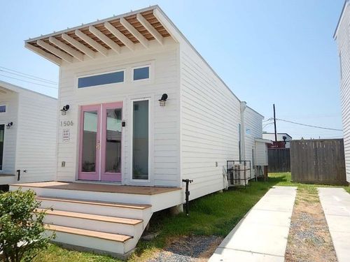 1506 Dumble St, Houston, TX, 77023-3101 | Card Image