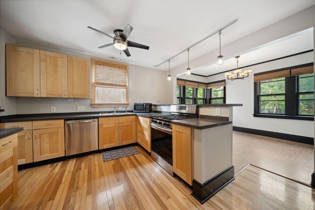 Bright and open kitchen with breakfast bar | Image 9