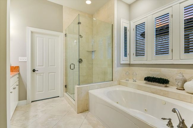 9001 Thickwoods, House other with 4 bedrooms, 5 bathrooms and 2 parking in Austin TX | Image 20