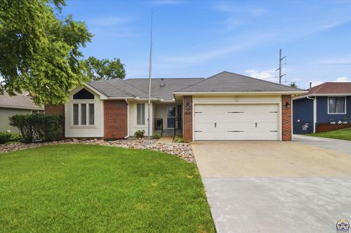 3624 Sw 41st St, Topeka, KS, 66610 | Card Image