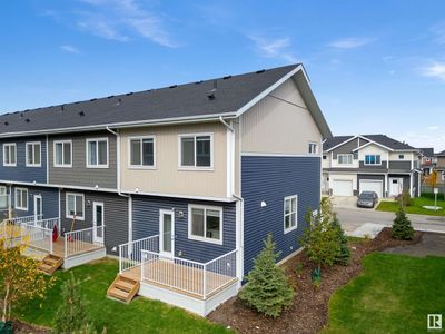 137 Red Embers Link Ne, Townhouse with 3 bedrooms, 3 bathrooms and 2 parking in Calgary AB | Image 3