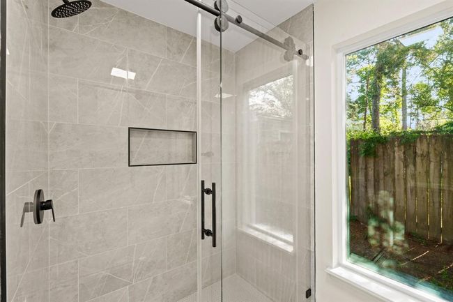 Primary bathroom | Image 13