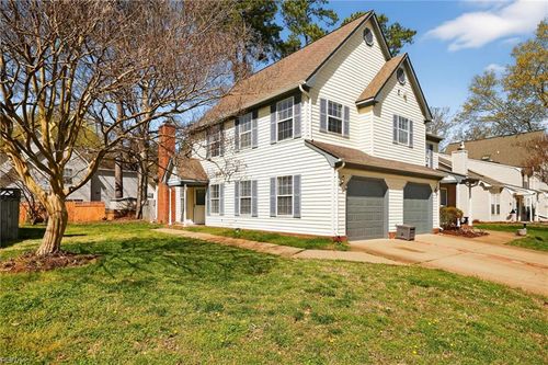 104 White Ridge Ln, Yorktown, VA, 23693-4525 | Card Image