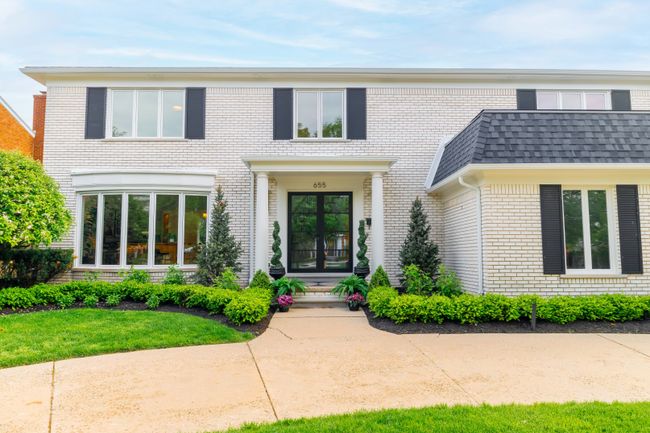 655 Canterbury Rd, House other with 4 bedrooms, 3 bathrooms and null parking in Grosse Pointe Woods MI | Image 4