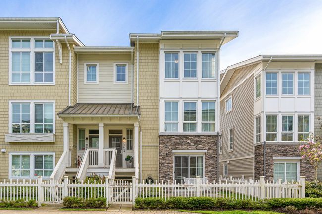 110 - 5551 Admiral Way, Townhouse with 4 bedrooms, 2 bathrooms and 4 parking in Delta BC | Image 2