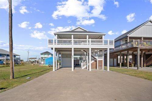 972 Pelican Ln, Crystal Beach, TX, 77650 | Card Image