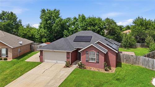 2901 S E St, Rogers, AR, 72758-8538 | Card Image