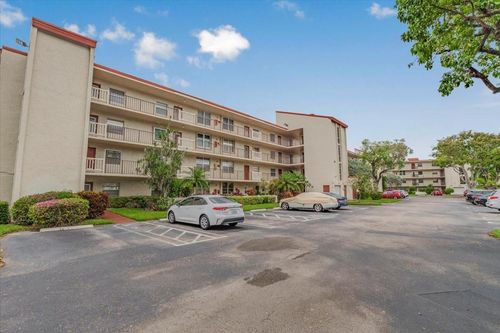 300-25 Abbey Ln, Delray Beach, FL, 33446-1747 | Card Image