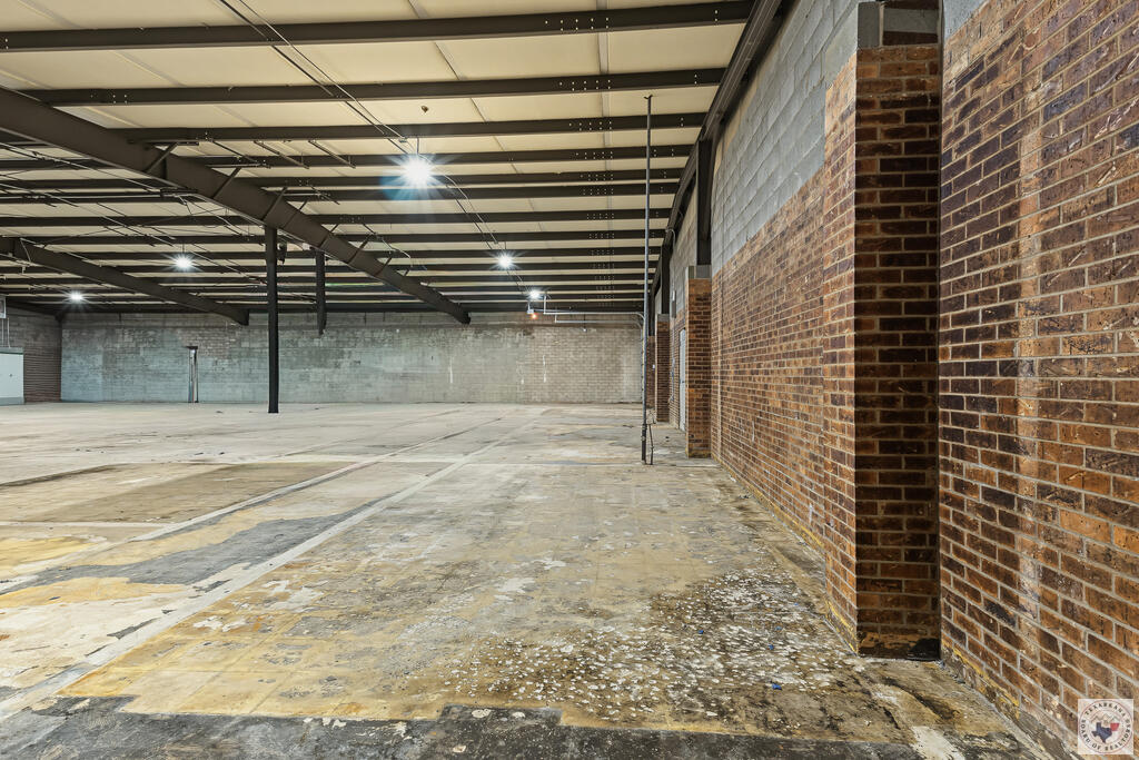 Commercial Sale in Texarkana 4