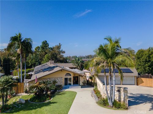 3821 Potrero Dr, Fullerton, CA, 92835-1320 | Card Image