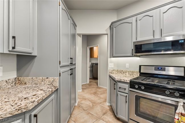 3337 Partridge Run St, Townhouse with 2 bedrooms, 2 bathrooms and null parking in Laughlin NV | Image 15