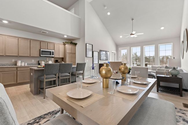 Dining | Image 7