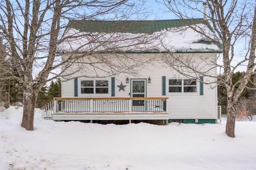 372 Lays Lake Rd, Meaghers Grant, NS, B0N1V0 | Card Image