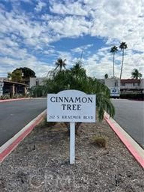 212 S Kraemer Blvd, Placentia, CA, 92870-6142 | Card Image