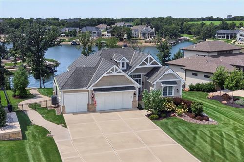 17 Buffalo Ridge Dr, Lake Winnebago, MO, 64034-7820 | Card Image