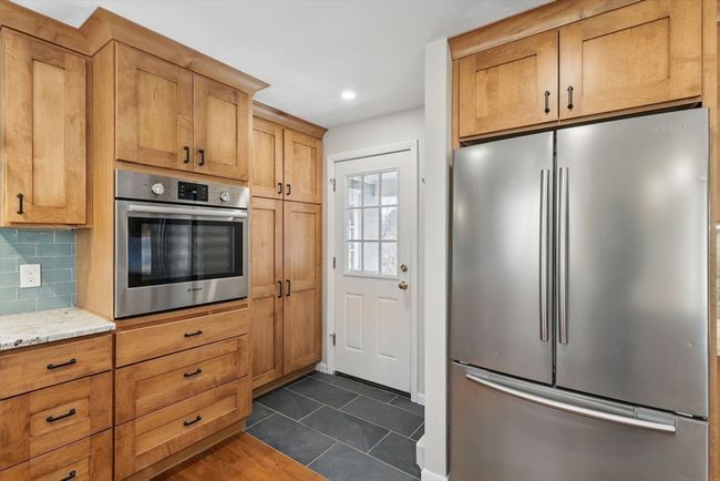 1 Westview Ter, House other with 3 bedrooms, 2 bathrooms and 3 parking in Easthampton MA | Image 14