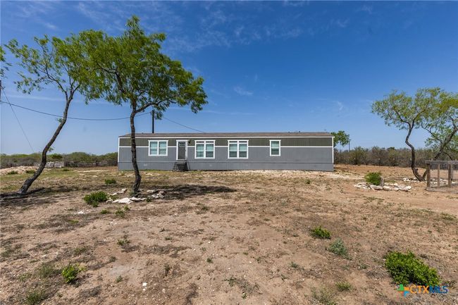 1426 S Dr E.E. Dunlap Hwy, House other with 3 bedrooms, 2 bathrooms and null parking in San Diego TX | Image 4