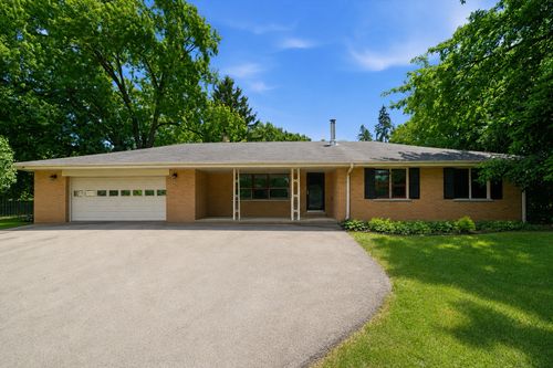 2215 Palatine Rd, Inverness, IL, 60067-4535 | Card Image