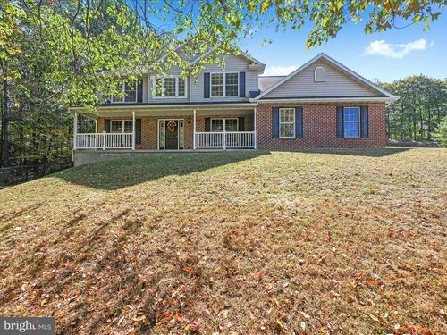 310 Forest Wood Dr, POTTSVILLE, PA, 17901-9577 | Card Image