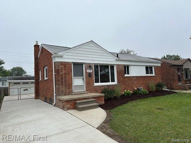 Dale St, Roseville, MI 48066
