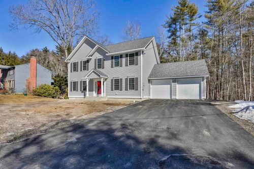 22 Reeds Ferry Way, Merrimack, NH, 03054-2839 | Card Image
