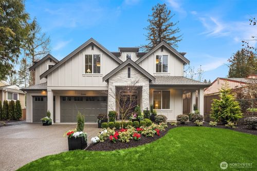 10468 Ne 113th Pl, Kirkland, WA, 98033-4322 | Card Image