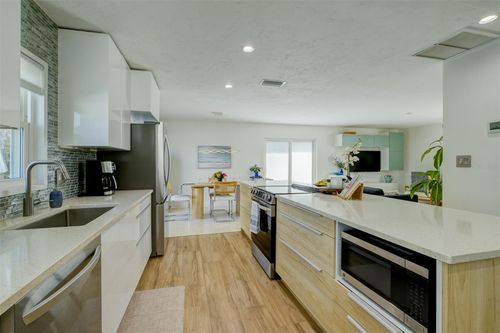 m5-1140 S Moonmist Ct, SARASOTA, FL, 34242-3122 | Card Image
