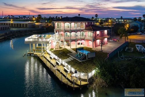 901 Trout Ave, Port Isabel, TX, 78578-2504 | Card Image