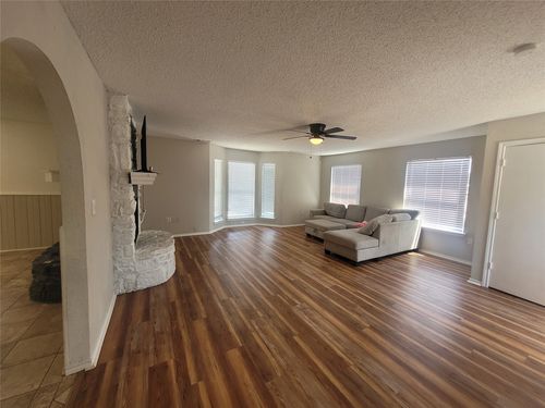 1921 Pelican Dr N, Azle, TX, 76020-4744 | Card Image
