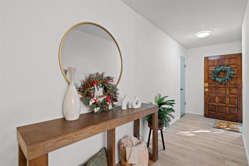 9019 N Rockwell Dr, Oklahoma City, OK, 73132-3523 | Card Image