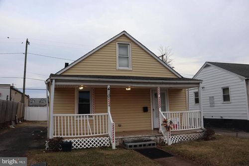 410 Winters Ln, CATONSVILLE, MD, 21228-3039 | Card Image