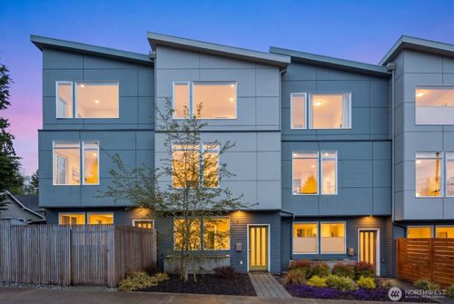 3912 Sw Brandon St, Seattle, WA, 98136-1220 | Card Image