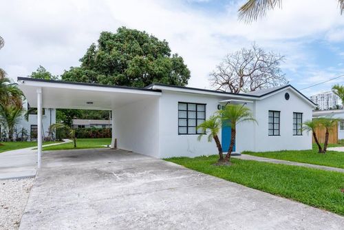 c-2541 Ne 181st St, North Miami Beach, FL, 33160-2074 | Card Image