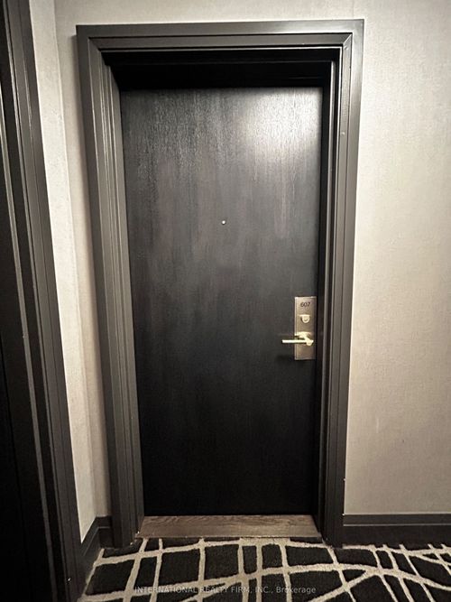 607-297 College St, Toronto, ON, M5T0C2 | Card Image