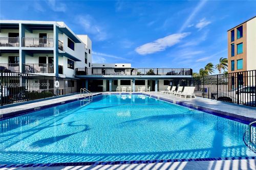 apt-b203-322 Harding St, Hollywood, FL, 33019-3652 | Card Image