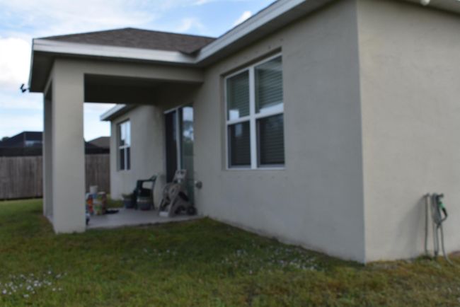 107 Sw Glenwood Dr, House other with 4 bedrooms, 2 bathrooms and null parking in Port St. Lucie FL | Image 37