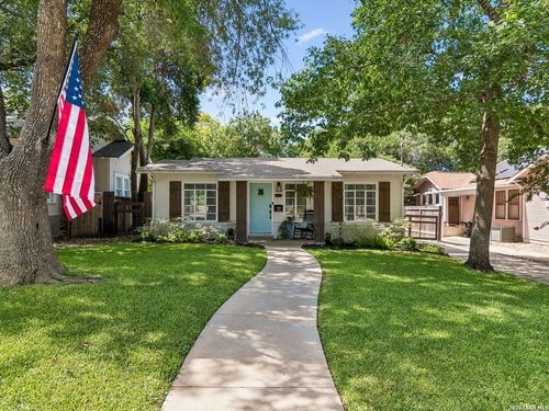 120 Corona Ave, San Antonio, TX, 78209-4523 | Card Image