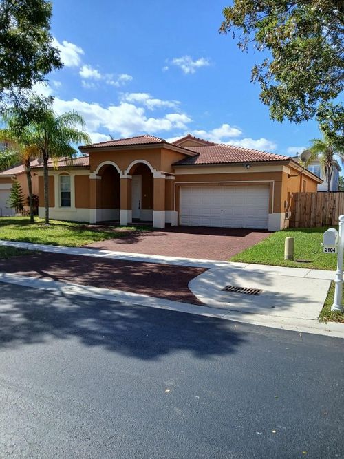 2104 Ne 40th Rd, Homestead, FL, 33033-5123 | Card Image