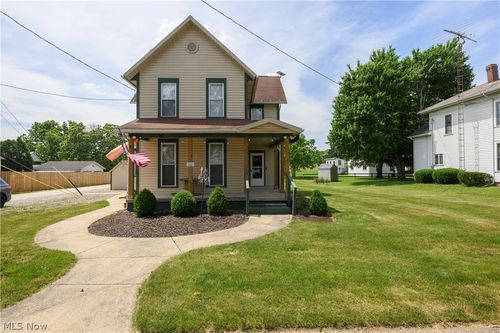 372 Park Ave Sw, Bolivar, OH, 44612-9502 | Card Image