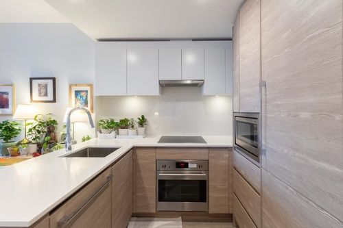 405-13655 Fraser Highway, Surrey, BC, V3T0P8 | Card Image