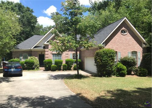 221 Pendleton Ct, Macon, GA, 31216-5692 | Card Image