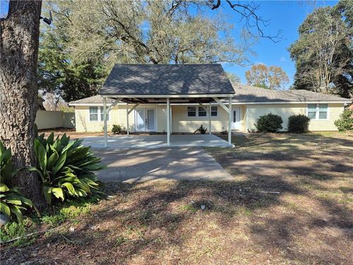 2307 Horseshoe Dr, Alexandria, LA, 71301-2611 | Card Image