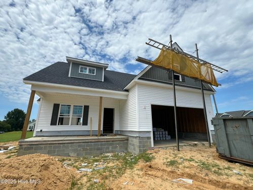 101 Baileys Pl, Pikeville, NC, 27863-7724 | Card Image