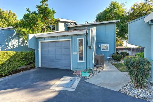 615 Knollwood Dr, Woodland, CA, 95695-4350 | Card Image