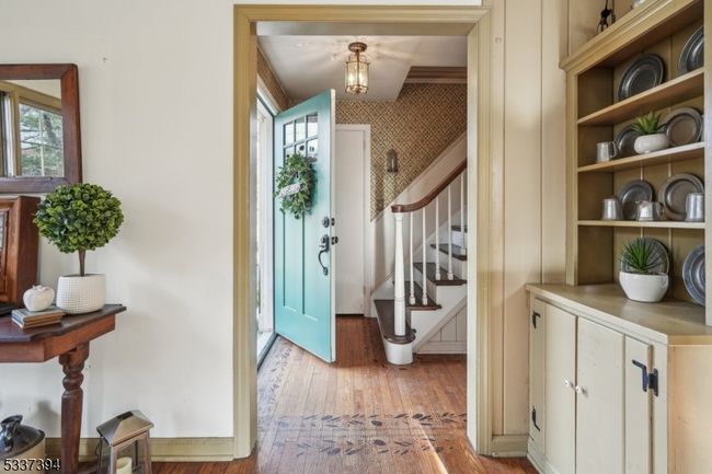17 E Main St, House other with 4 bedrooms, 2 bathrooms and null parking in Mendham Twp NJ | Image 5